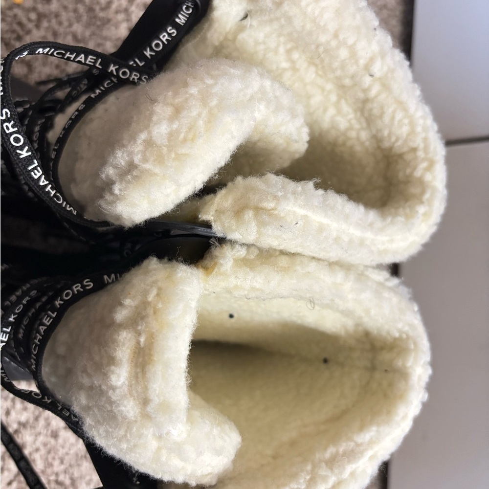 Michael Kors Montaigne Rain Boots - Picture 3 of 4